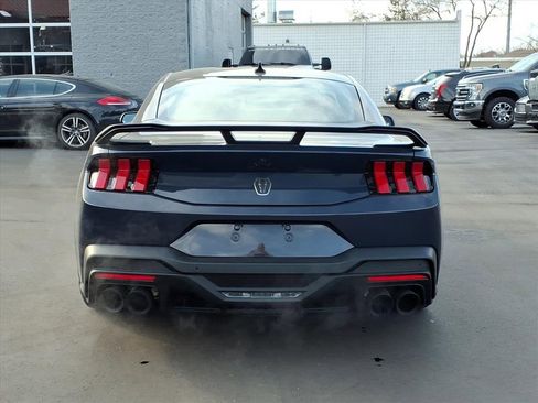 Used 2025 Ford Mustang Dark Horse image 4