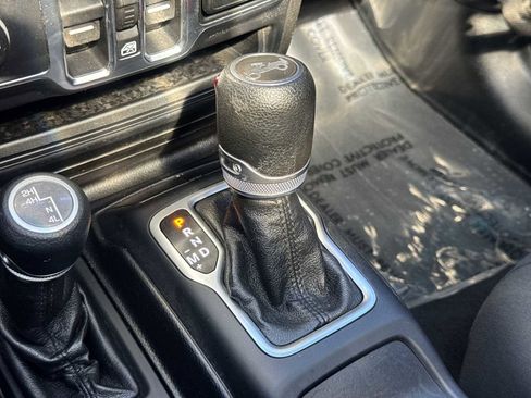 Used 2020 Jeep Wrangler Unlimited Sport S AWD/4WD image 20