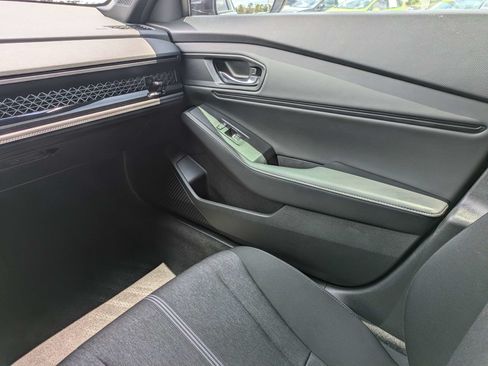 Used 2023 Honda Accord Sport image 16
