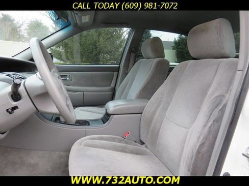 Used 2000 Toyota Avalon XL image 28