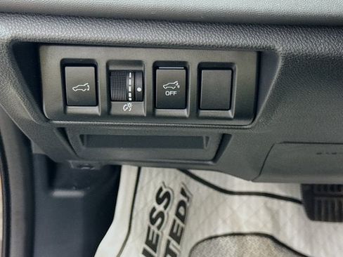 Used 2024 Subaru Outback Limited AWD/4WD image 10