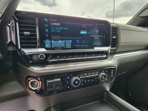 Certified 2025 Chevrolet Silverado 3500 LTZ w/ LTZ Premium Package image 16