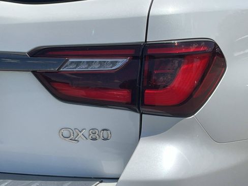 Used 2021 INFINITI QX80 Premium Select w/ Cargo Package AWD/4WD image 10