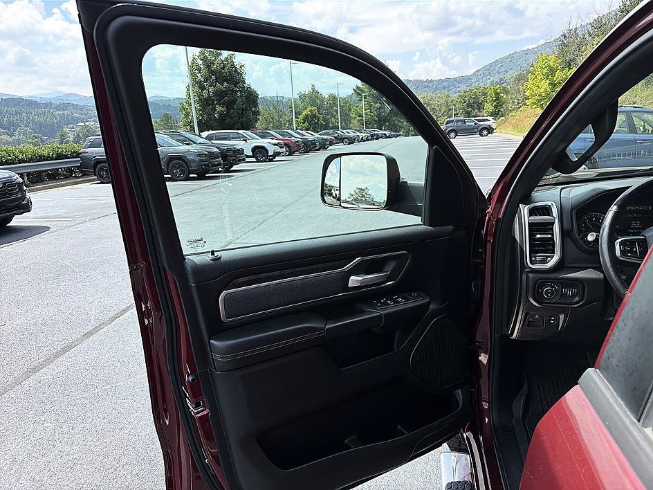 Used 2019 RAM 1500 Big Horn AWD/4WD image 9