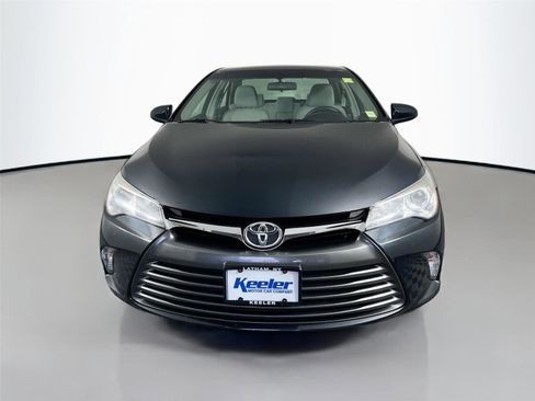 Used 2017 Toyota Camry LE image 9