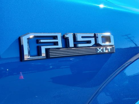 Used 2020 Ford F150 XLT w/ Equipment Group 302A Luxury AWD/4WD image 8