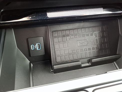 Used 2022 Ford F150 Lariat w/ Equipment Group 502A High image 15