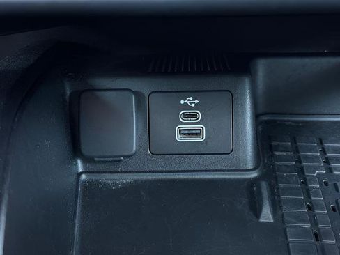 Used 2025 Ford Bronco Sport Badlands AWD/4WD image 13