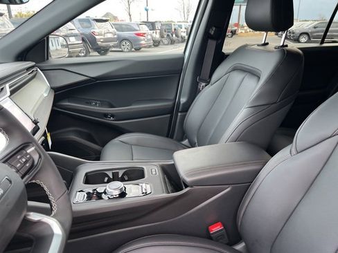 New 2026 Jeep Cherokee Limited image 10