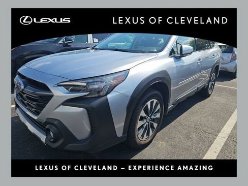 Used 2023 Subaru Outback Touring XT AWD/4WD image 1
