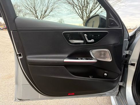 Used 2024 Mercedes-Benz C 300 C 300 w/ AMG Line w/ Night Package image 15