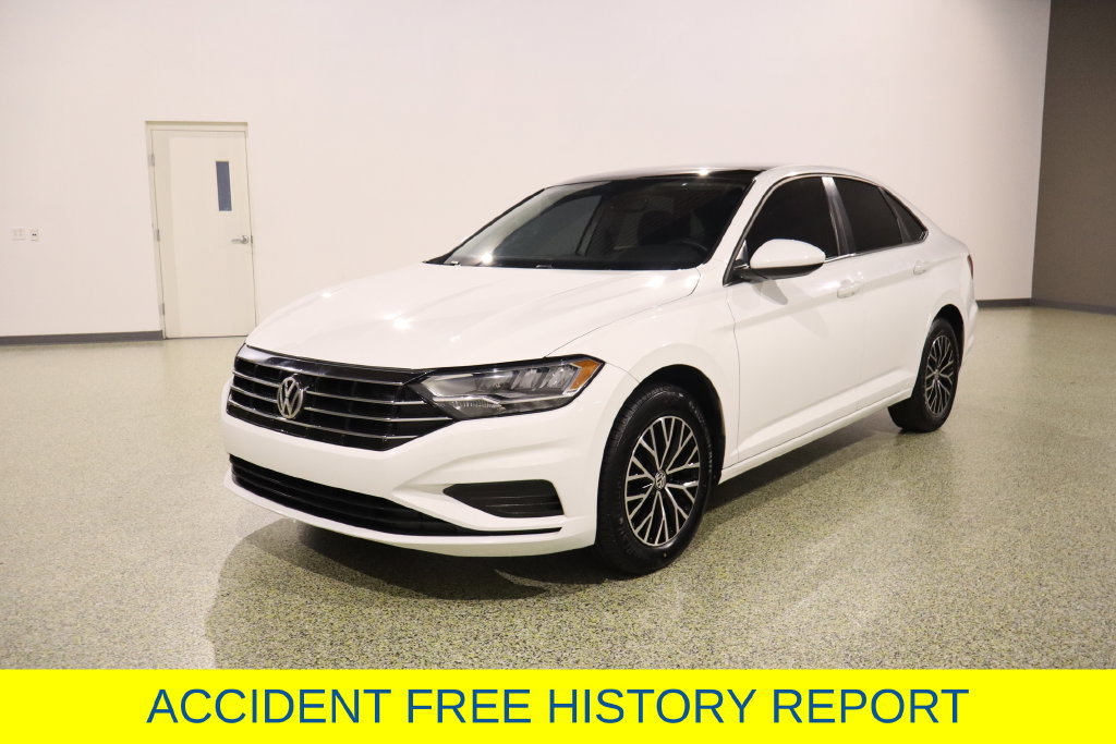 Used 2021 Volkswagen Jetta SE FWD image 4