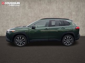 Used 2023 Toyota Corolla Cross XLE w/ Convenience Package video 2