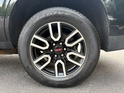 Used 2021 GMC Yukon AT4 w/ Rear Media and Nav Package AWD/4WD image 16