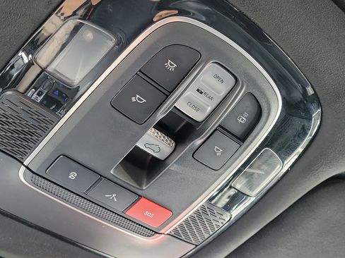 Used 2022 Hyundai Palisade Calligraphy image 24