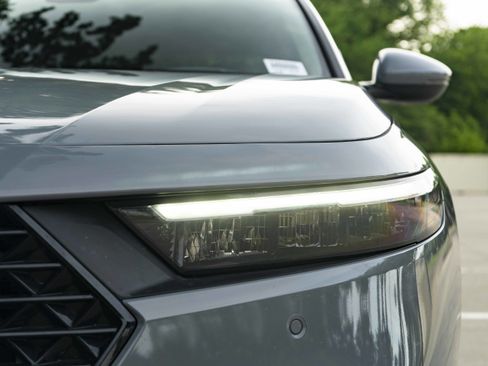 Used 2025 Honda Accord Touring image 11