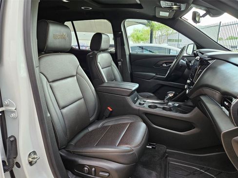 Used 2023 Chevrolet Traverse High Country AWD/4WD image 29