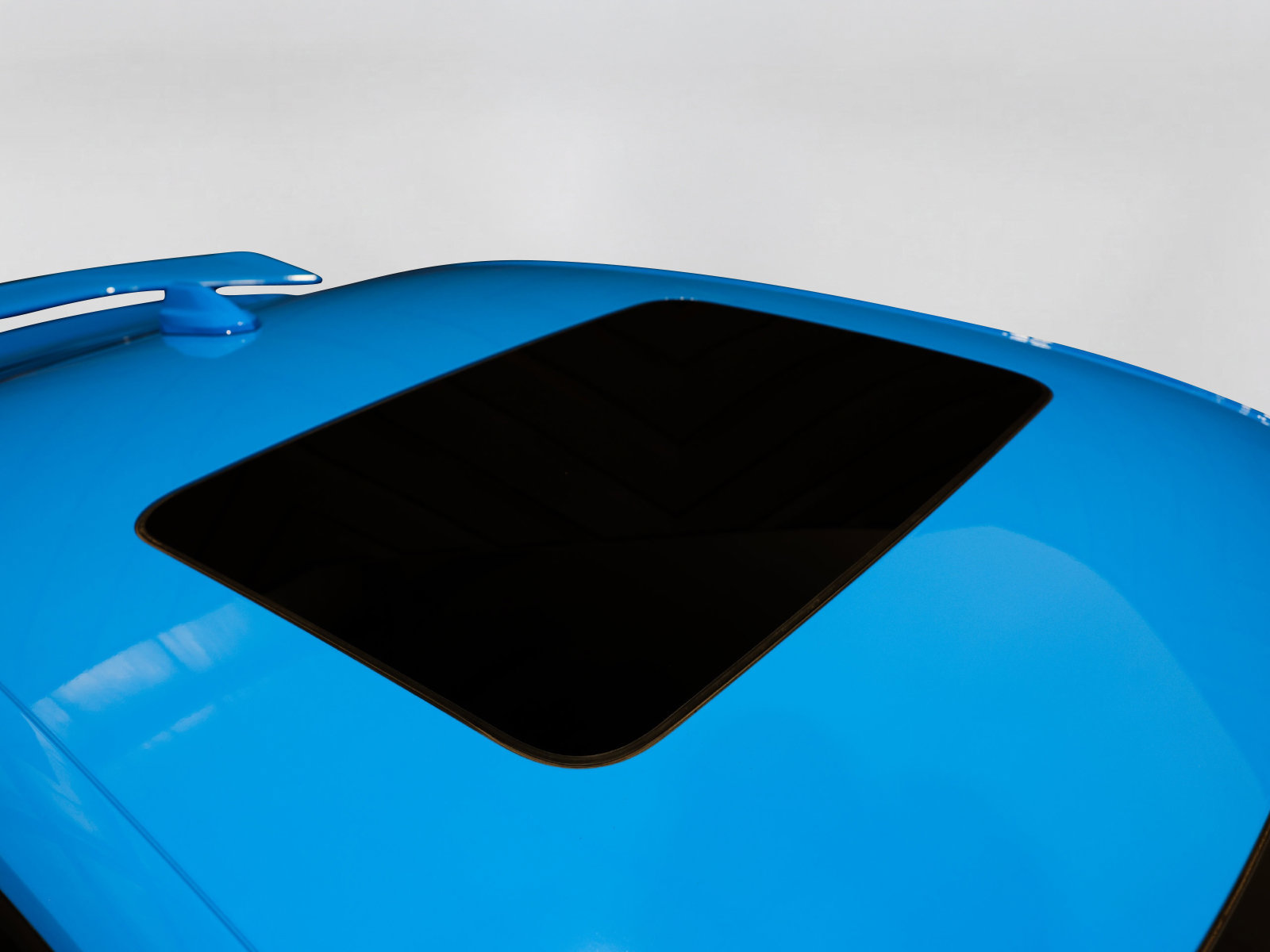 Used 2022 Chevrolet Camaro ZL1 RWD image 17