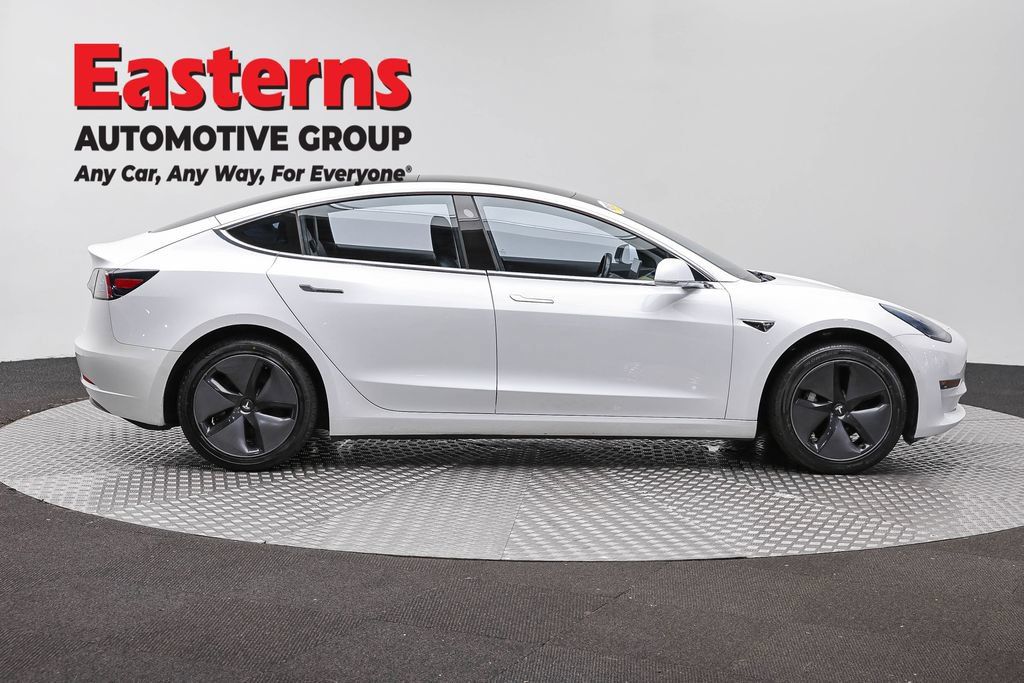 Used 2018 Tesla Model 3 Long Range RWD image 4