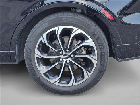 Used 2024 Lincoln Nautilus Reserve w/ Equipment Group 202A AWD/4WD image 9