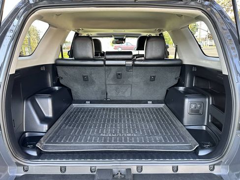 Used 2024 Toyota 4Runner TRD Off-Road Premium w/ Off Road Premium Plus Package AWD/4WD image 25