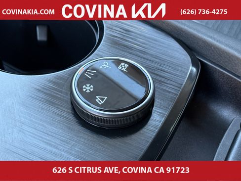 Used 2023 Nissan Rogue SV image 22