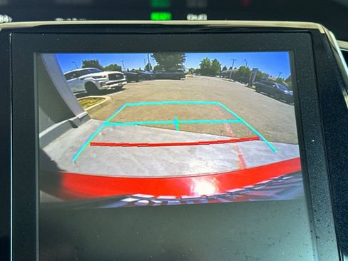 Used 2020 Toyota Prius Prime XLE FWD image 19