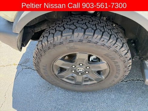 Used 2025 Ford Bronco Outer Banks AWD/4WD image 9