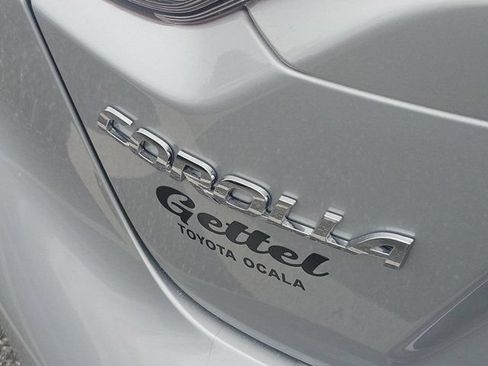 Used 2025 Toyota Corolla LE w/ Convenience Package FWD image 10