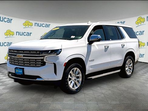 Used 2024 Chevrolet Tahoe Premier AWD/4WD image 3