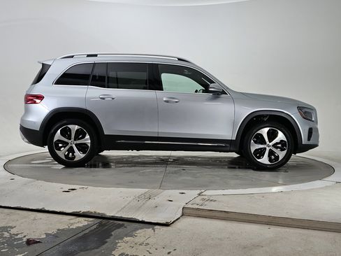 Certified 2025 Mercedes-Benz GLB 250 4MATIC image 2
