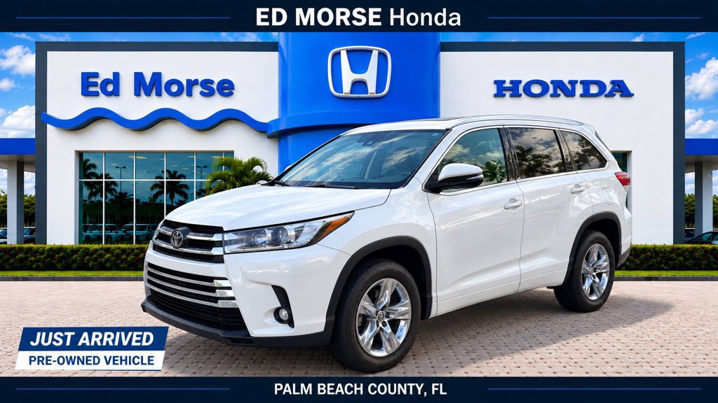 Used 2019 Toyota Highlander Limited FWD 360° Tour