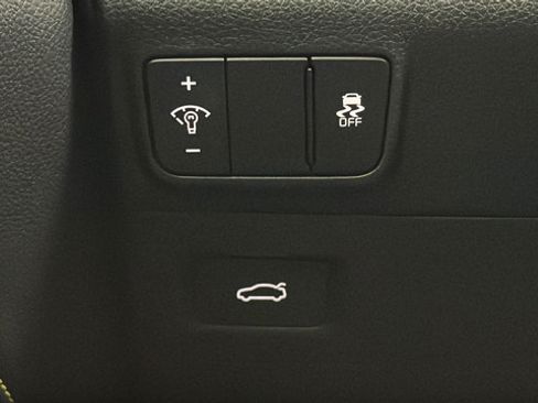Used 2025 Kia K5 GT FWD image 29