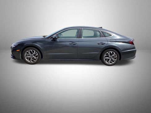 Used 2023 Hyundai Sonata SEL w/ Convenience Package FWD image 2