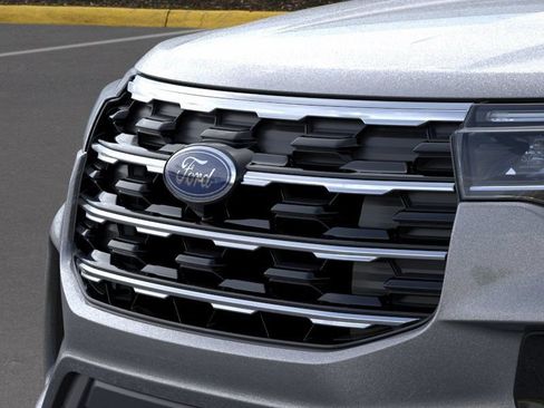 Used 2026 Ford Explorer Active w/ Active Comfort Package AWD/4WD image 22