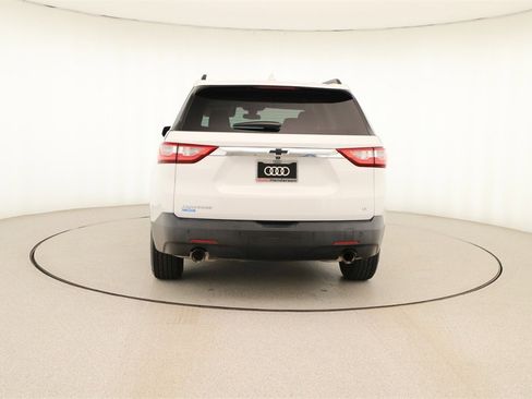 Used 2020 Chevrolet Traverse LT image 5