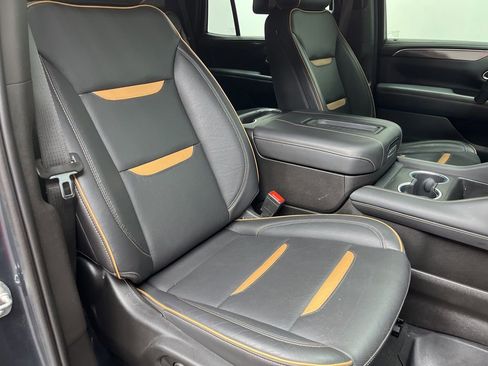 Used 2021 GMC Yukon AT4 w/ AT4 Premium Package AWD/4WD image 26