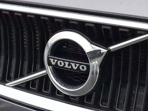 Used 2019 Volvo S60 T6 Momentum w/ Multimedia Package image 30