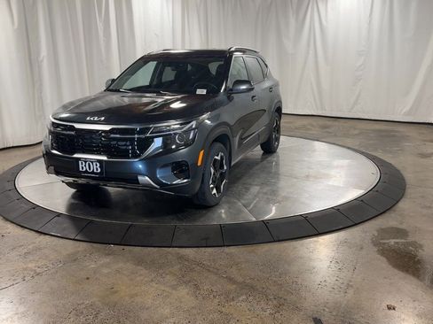 Certified 2025 Kia Seltos S image 5