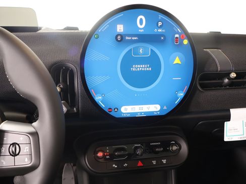 New 2026 MINI Cooper 2-Door Hardtop FWD image 4