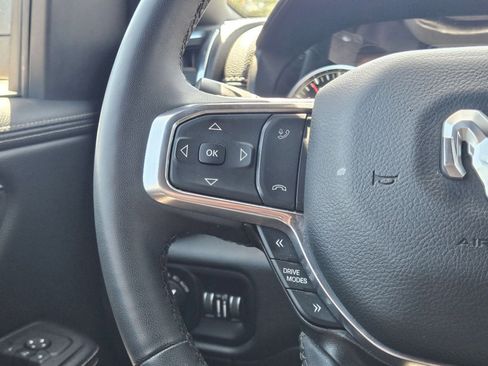 Used 2025 RAM 1500 Laramie AWD/4WD image 12
