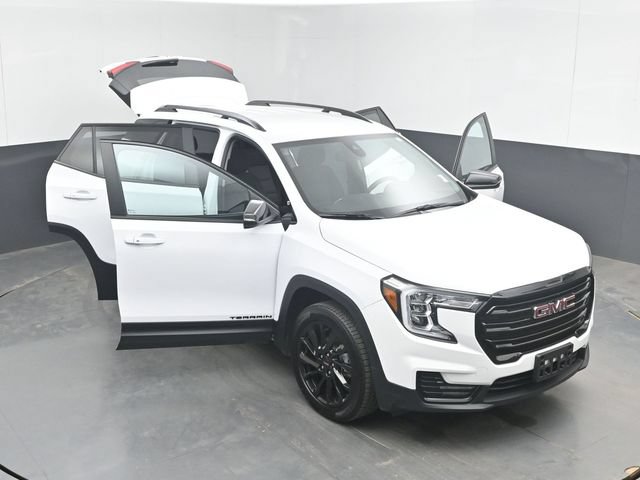 Used 2023 GMC Terrain SLE w/ Elevation Edition AWD/4WD image 49
