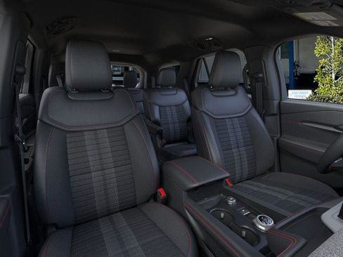 New 2026 Ford Explorer ST-Line w/ ST-Line Street Pack image 10