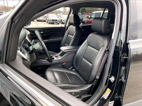 Used 2023 GMC Acadia SLT AWD/4WD image 9