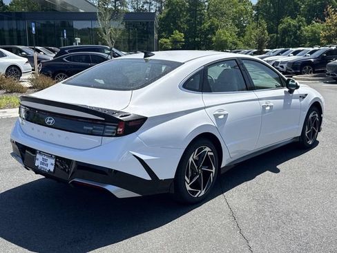 New 2026 Hyundai Sonata SEL FWD image 8
