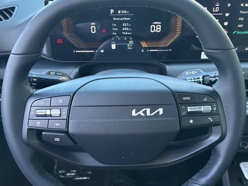 New 2026 Kia K4 EX FWD image 18