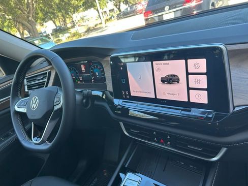 New 2026 Volkswagen Atlas SE FWD image 34