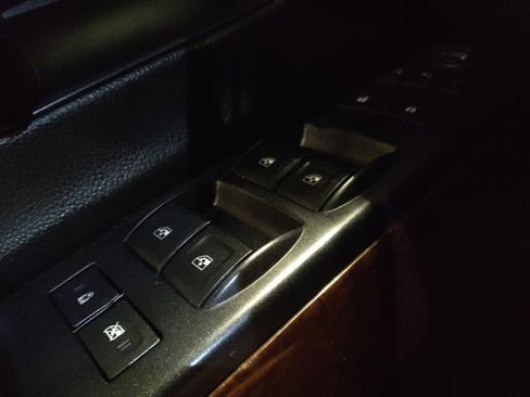 Used 2017 GMC Sierra 1500 SLT w/ SLT Premium Package image 27