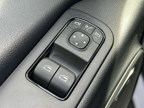 New 2025 Mercedes-Benz Sprinter 2500 image 13