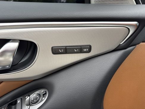 Used 2023 INFINITI Q50 Luxe w/ Cargo Package RWD image 18